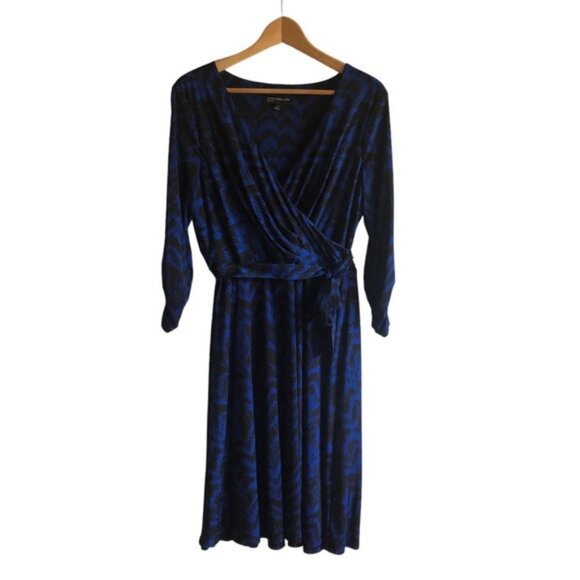 Jones New York Dress US 10 Blue Black Faux Wrap Chevron - Picture 11 of 11